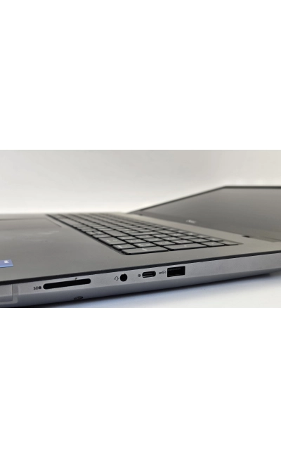 Stacja Graficzno-Robocza DELL Precision 7770 i7-12850HX 16GB 512 SSD 17,3